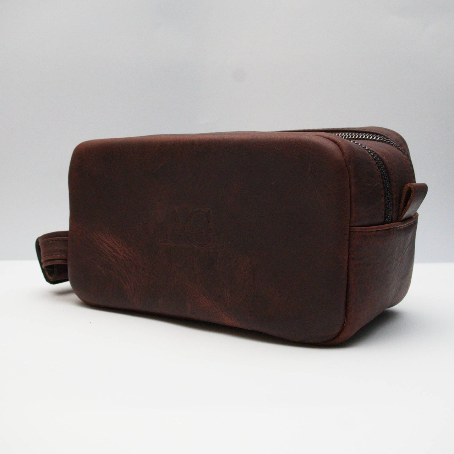 NECESER FALCO || CAOBA