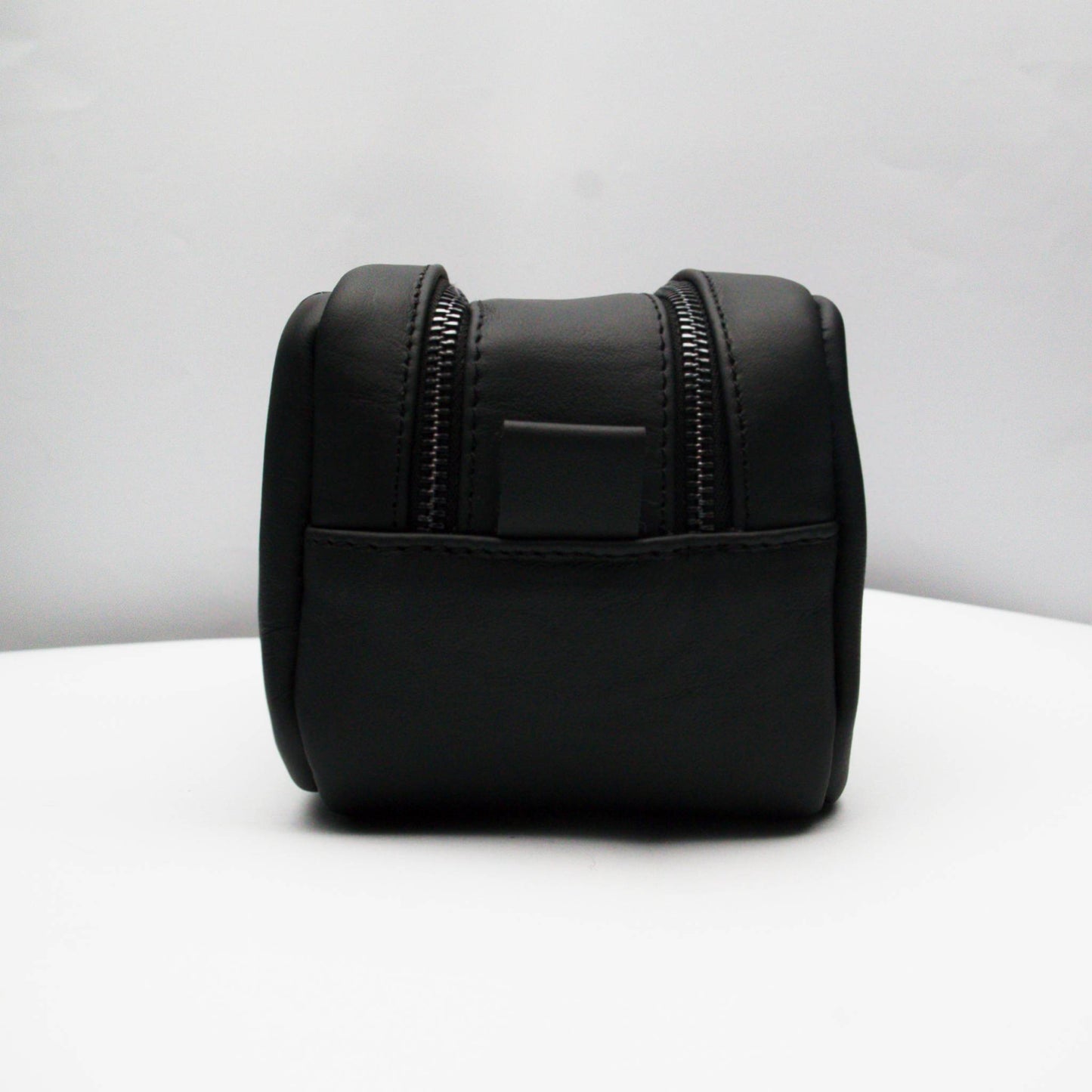 NECESER FALCO || NEGRO