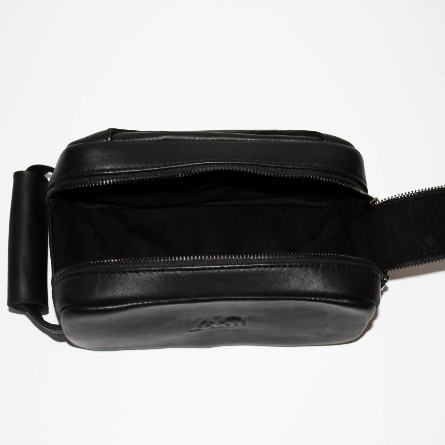 NECESER FALCO || NEGRO